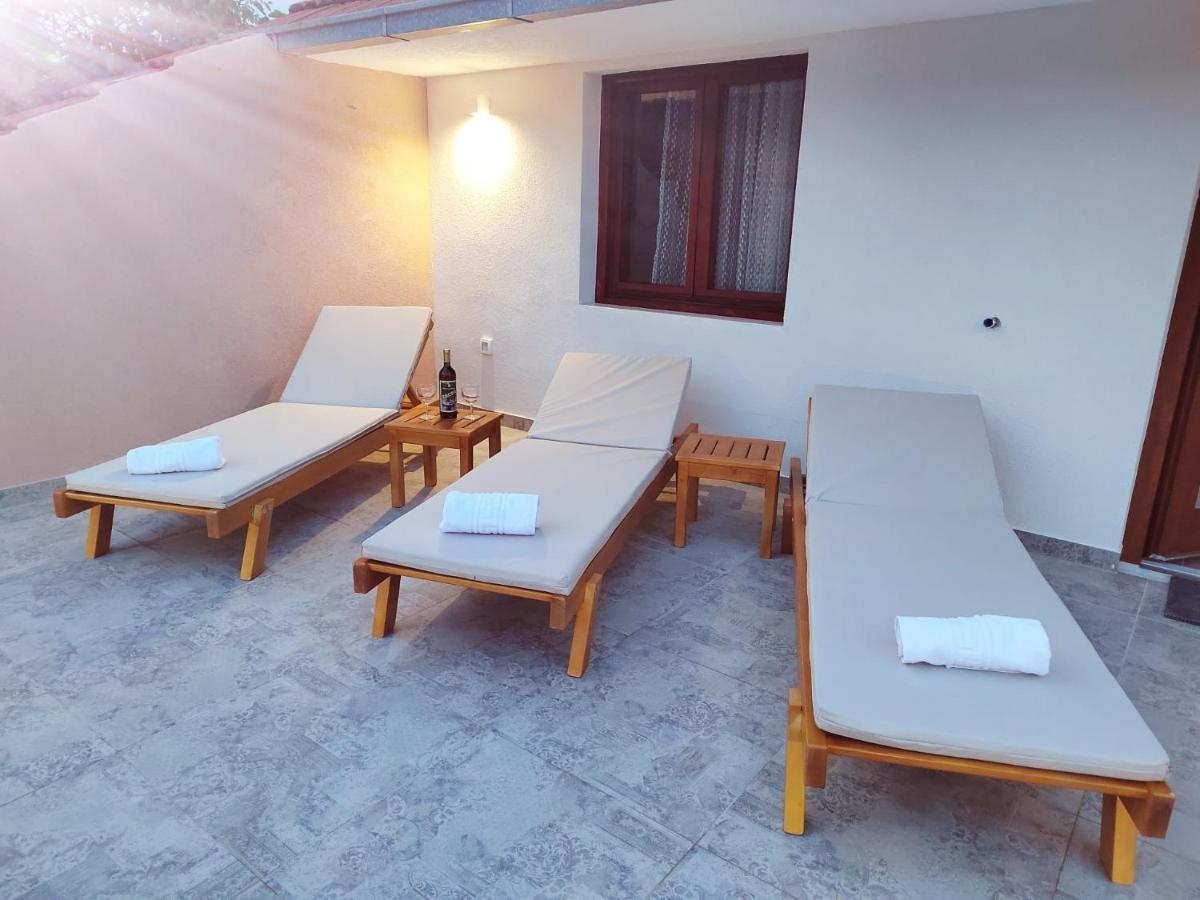 Maris Apartment Vodenjak Exterior photo